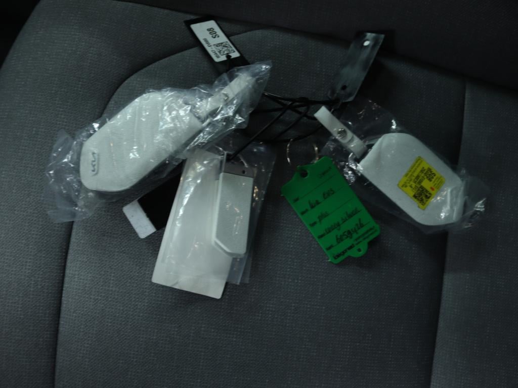 Kia Ev3 plus 81.4 kwh | trekhaak afneembaar | parkeercamera | stoel- en stu