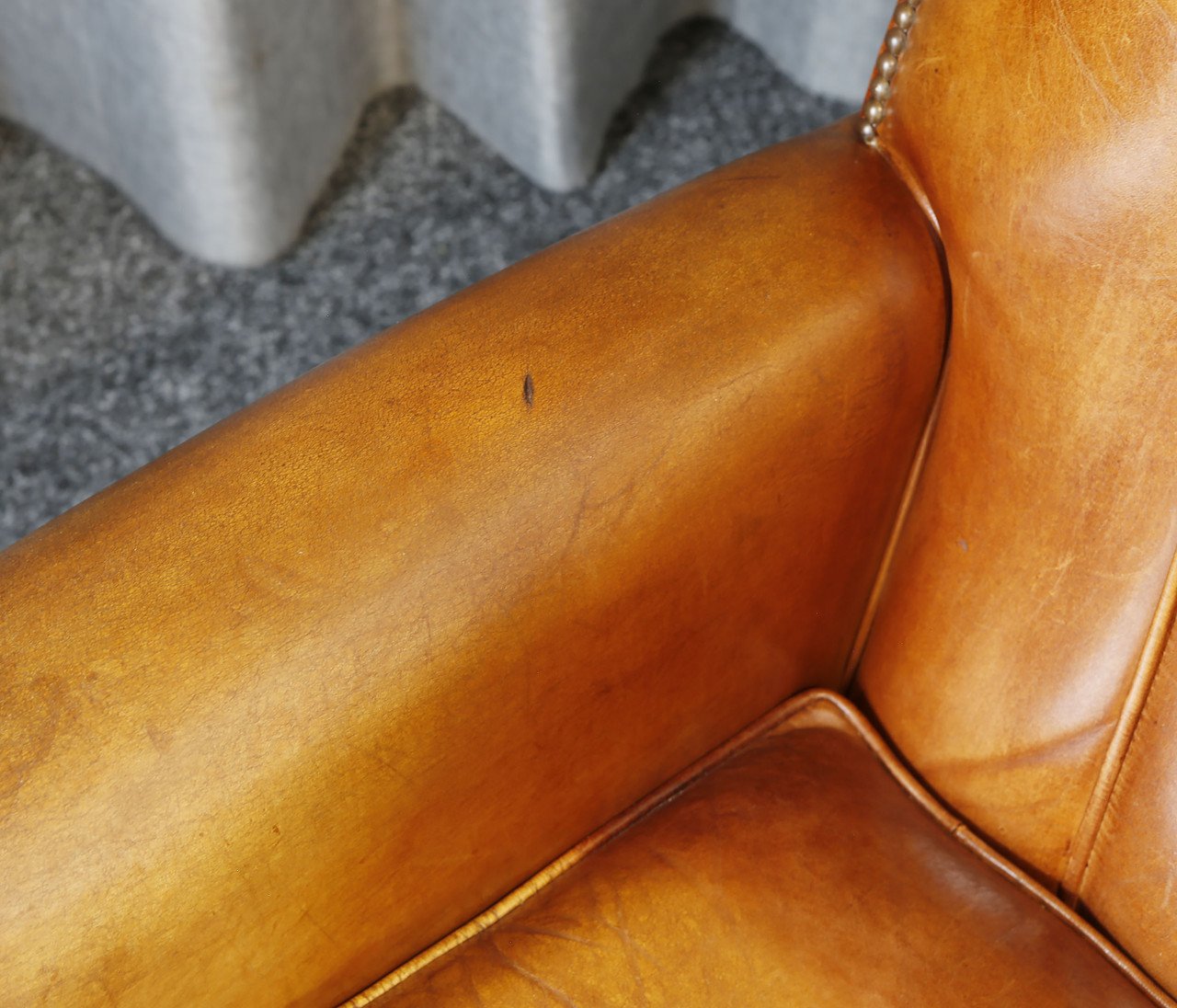 Meubels - 2 schapenleder bijzet fauteuils - bruin