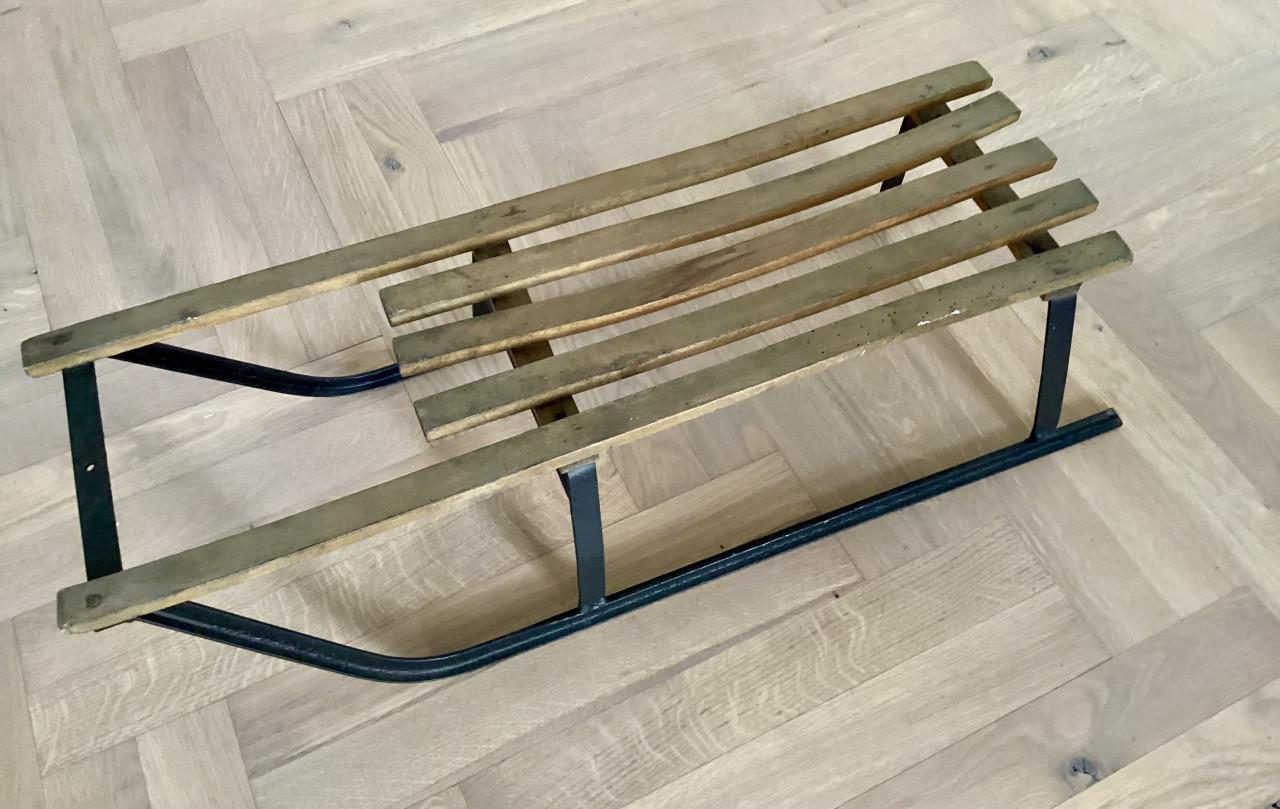 Slee , leuk om kerstboom op te zetten!