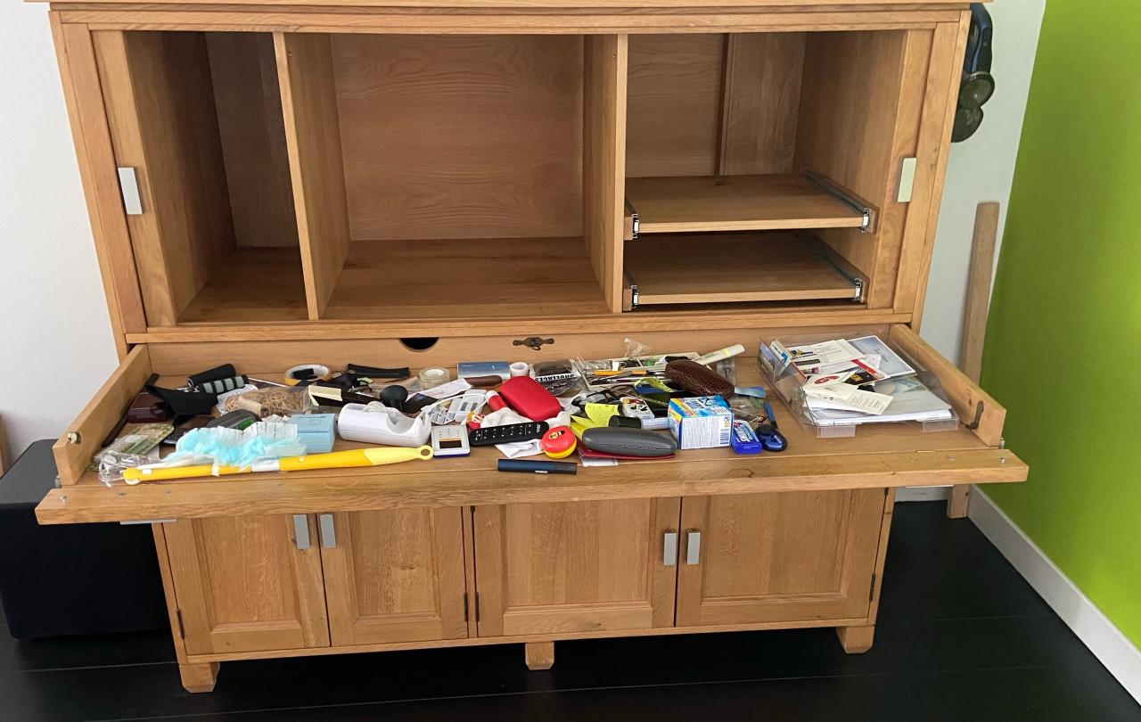 Kast massief licht eiken (Portegies Meubelfabriek)