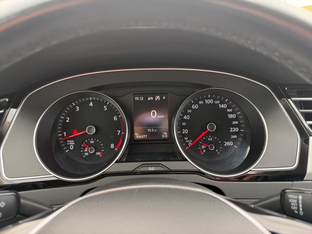 Volkswagen Passat variant 1.4 tsi act highline automaat camera led