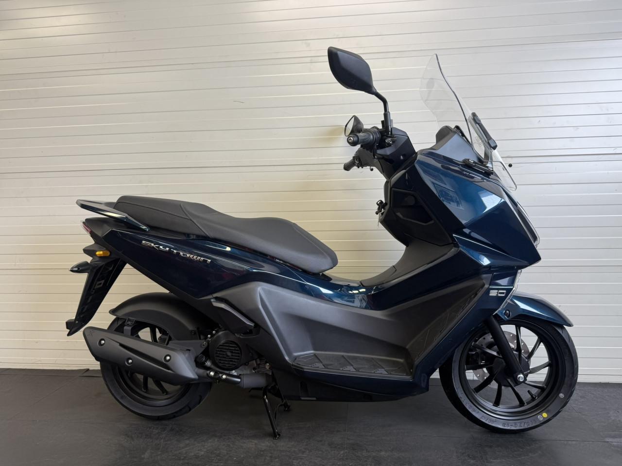 Kymco Skytown, het aller nieuwste model nu uit voorraad leverbaar!