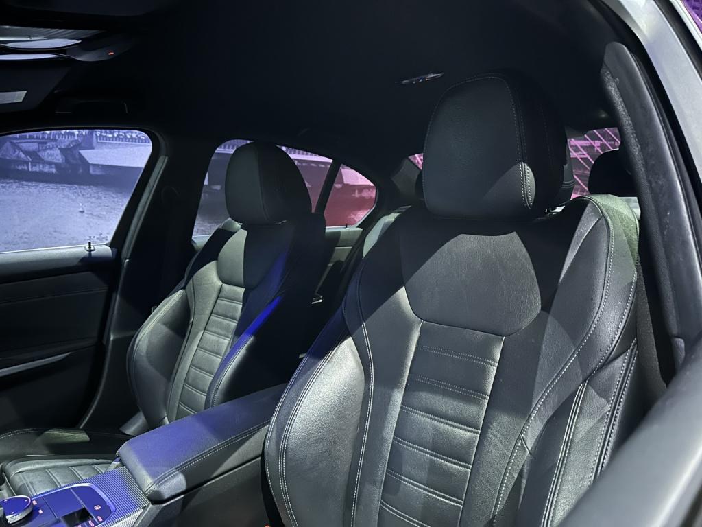 BMW 3-serie 320i high executive *facelift*memory*hud*camera*keyless