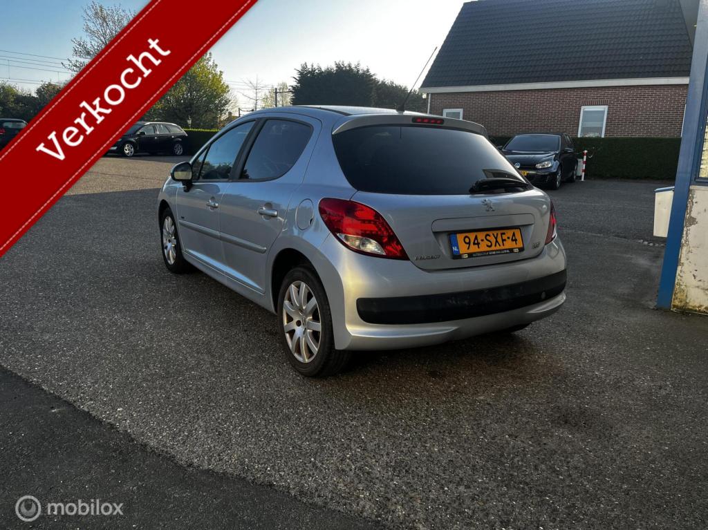 Peugeot 207 1.6 vti sportium