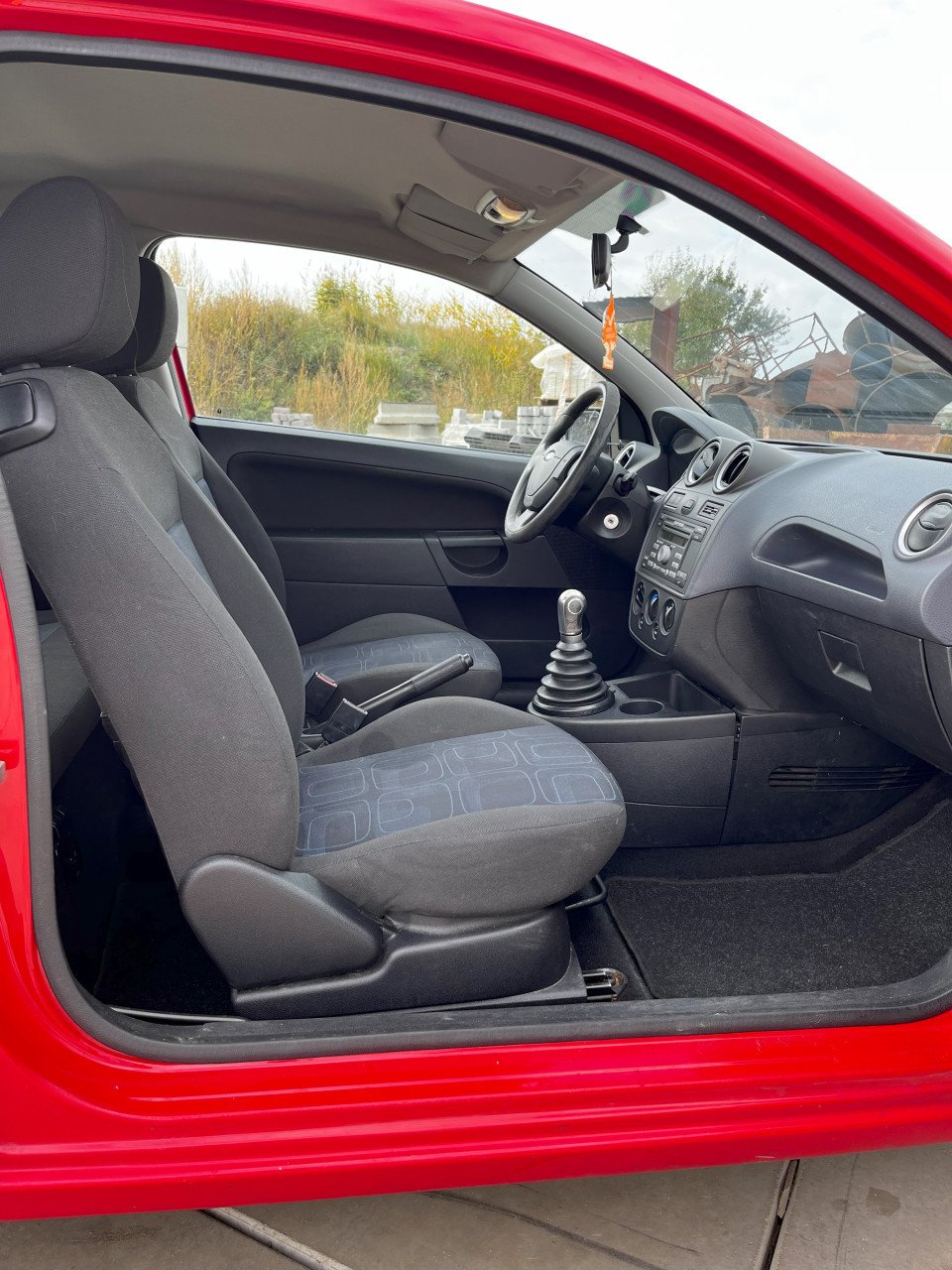 Ford Fiesta 1.3 8V 3DR 2006 Rood
