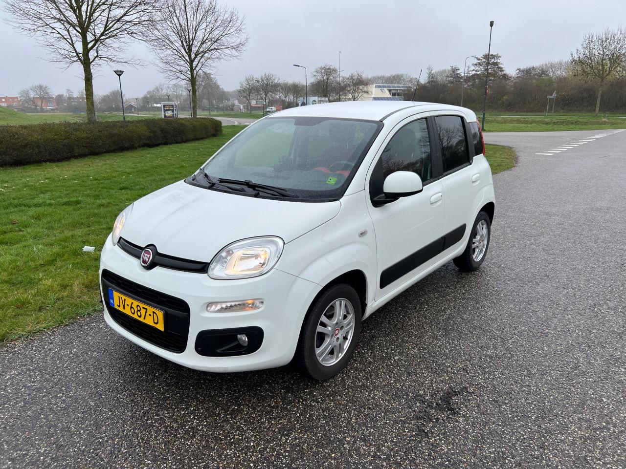 Keurige Fiat Panda uit 2016 met 60.250 km.  AUTOMAAT