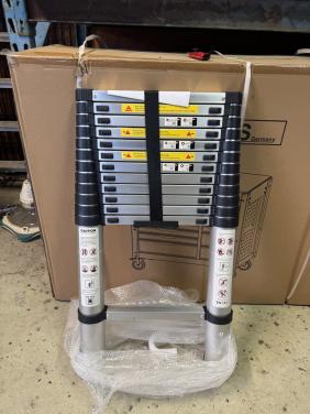 Nieuwe Uitschuifbare ladder 3.8 meter