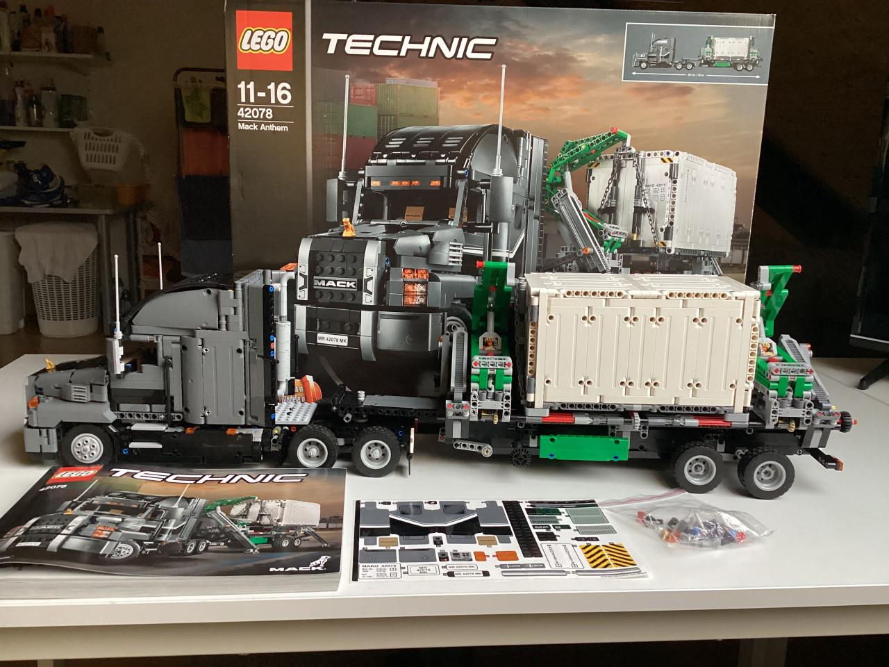 Lego Technic set 42078 Mack Anthem, in nieuwstaat, 1x gebouwd.