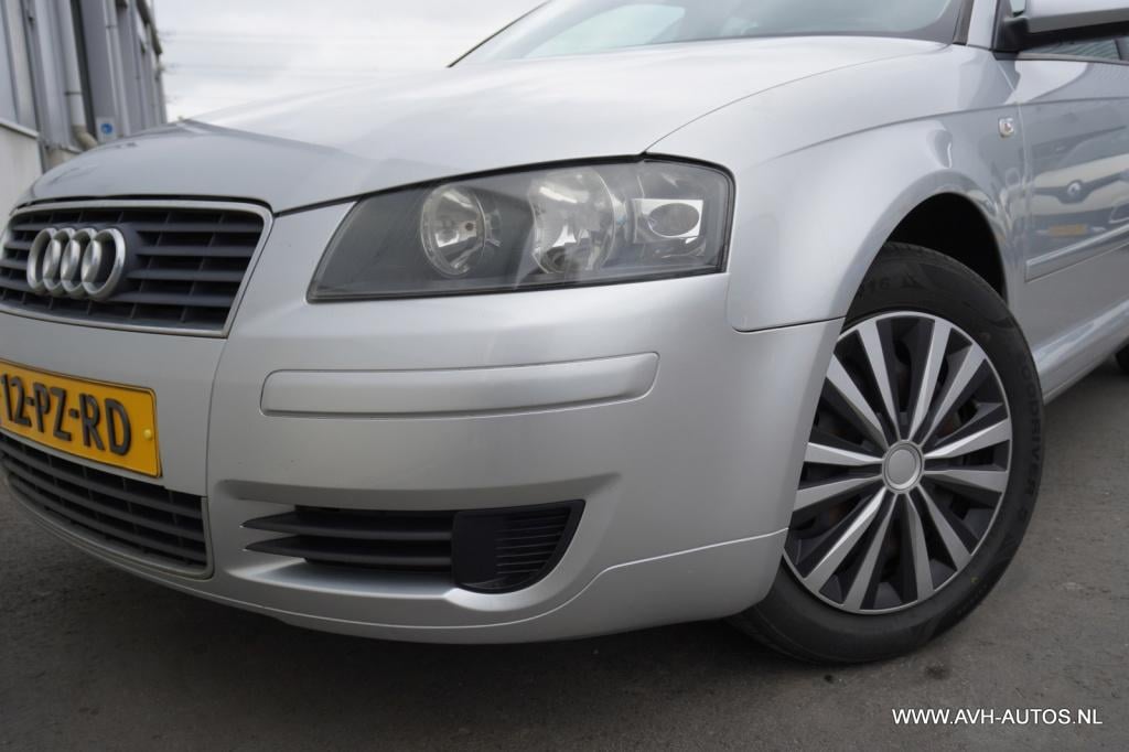 Audi A3 1.6 attraction