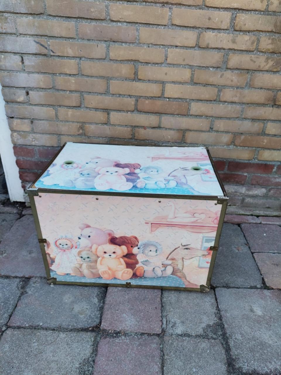 Vintage speelgoedkist