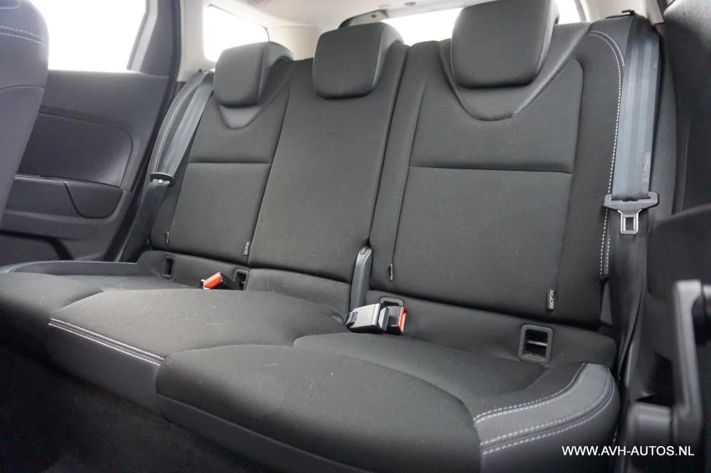 Renault Clio estate 1.5 dci ecoleader limited