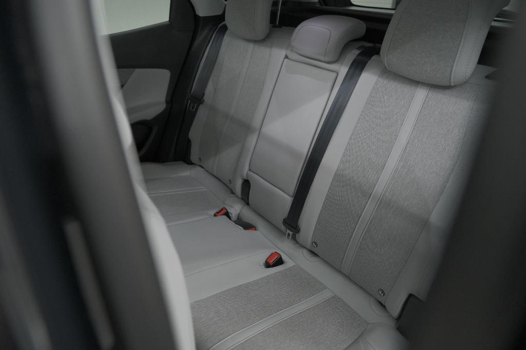 Peugeot 3008 1.6 puretech 180 allure | 1.500 kg trekgewicht | schuif-kantel