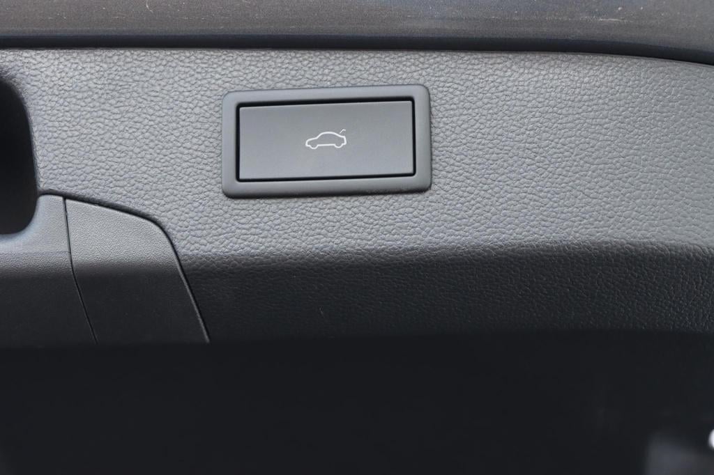 Volkswagen Passat variant 1.5 etsi r-line business dsg7 150pk ergo stoel | 