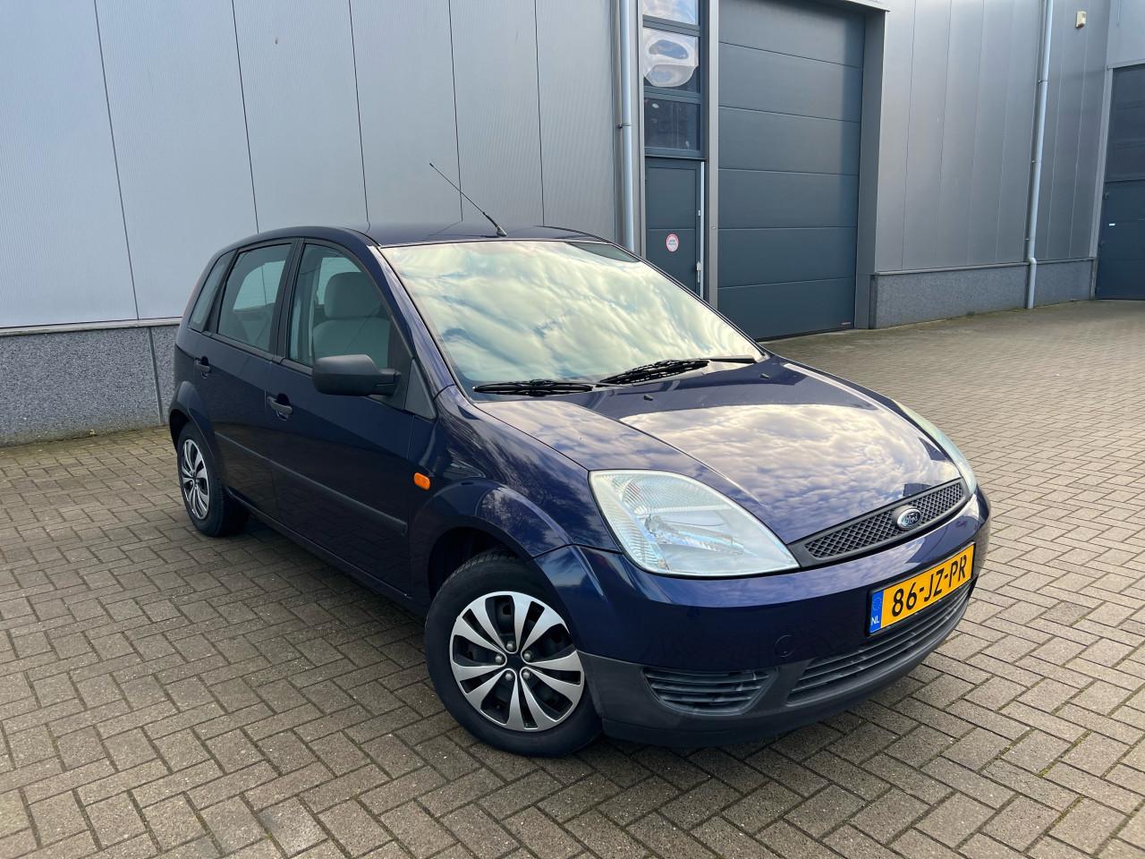 Ford Fiesta 1.3 Core 143.186KM Jaar Apk