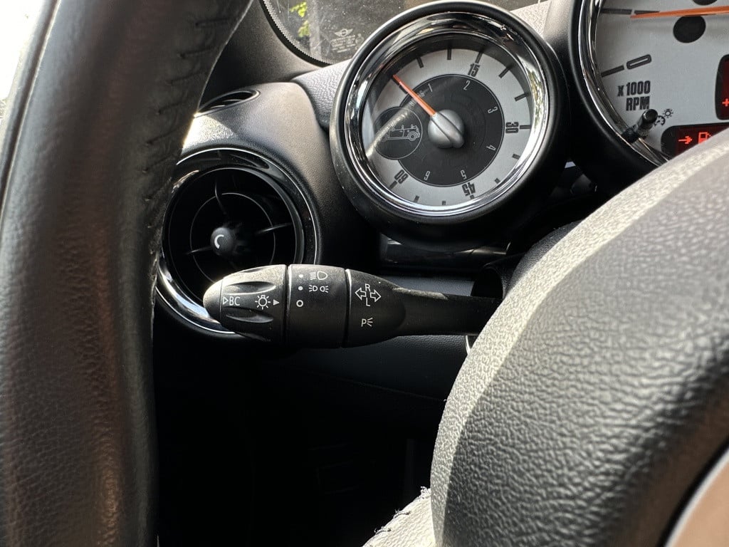 Mini Cooper Cabrio 1.6 pepper // dealeronderhouden //