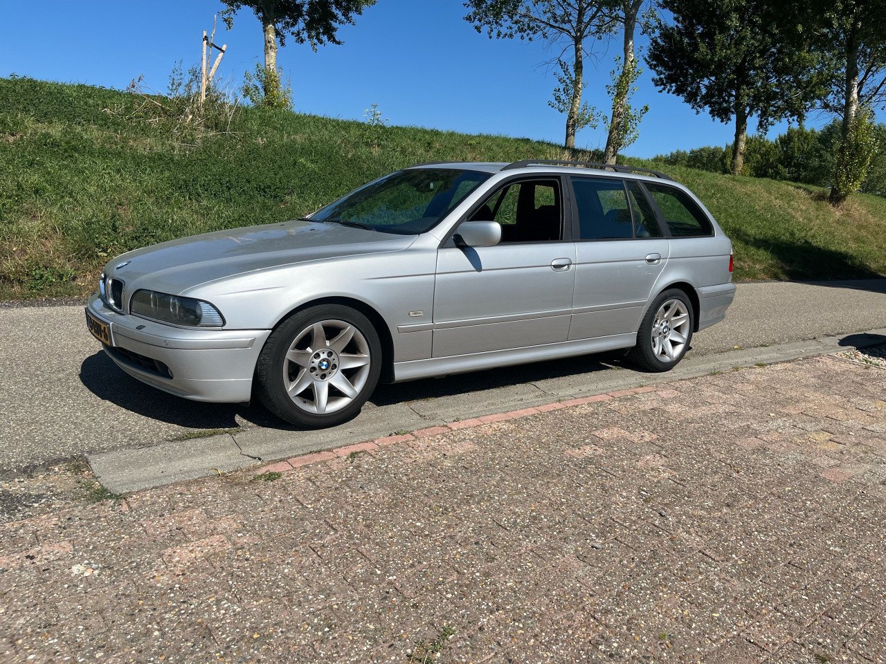 BMW 525i E39