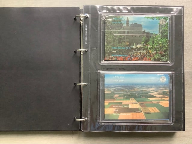 Nederland , FDC jaarsets periode 1982 t/m 2001 in album.