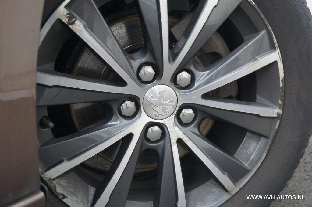 Peugeot 308 1.6 thp première