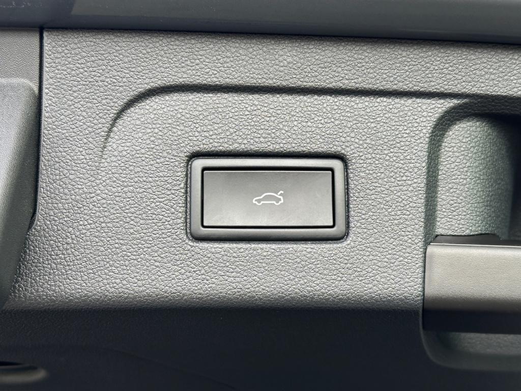 Volkswagen Touran 1.5 tsi 150pk dsg goal 7-persoons | trekhaak | dode hoek 