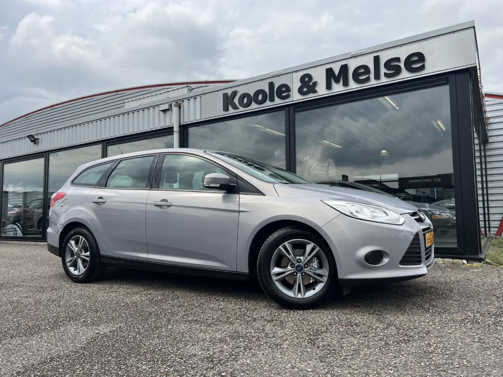 Ford Focus 1.0 ecoboost 100pk edition , trekhaak , voorruitverwarming