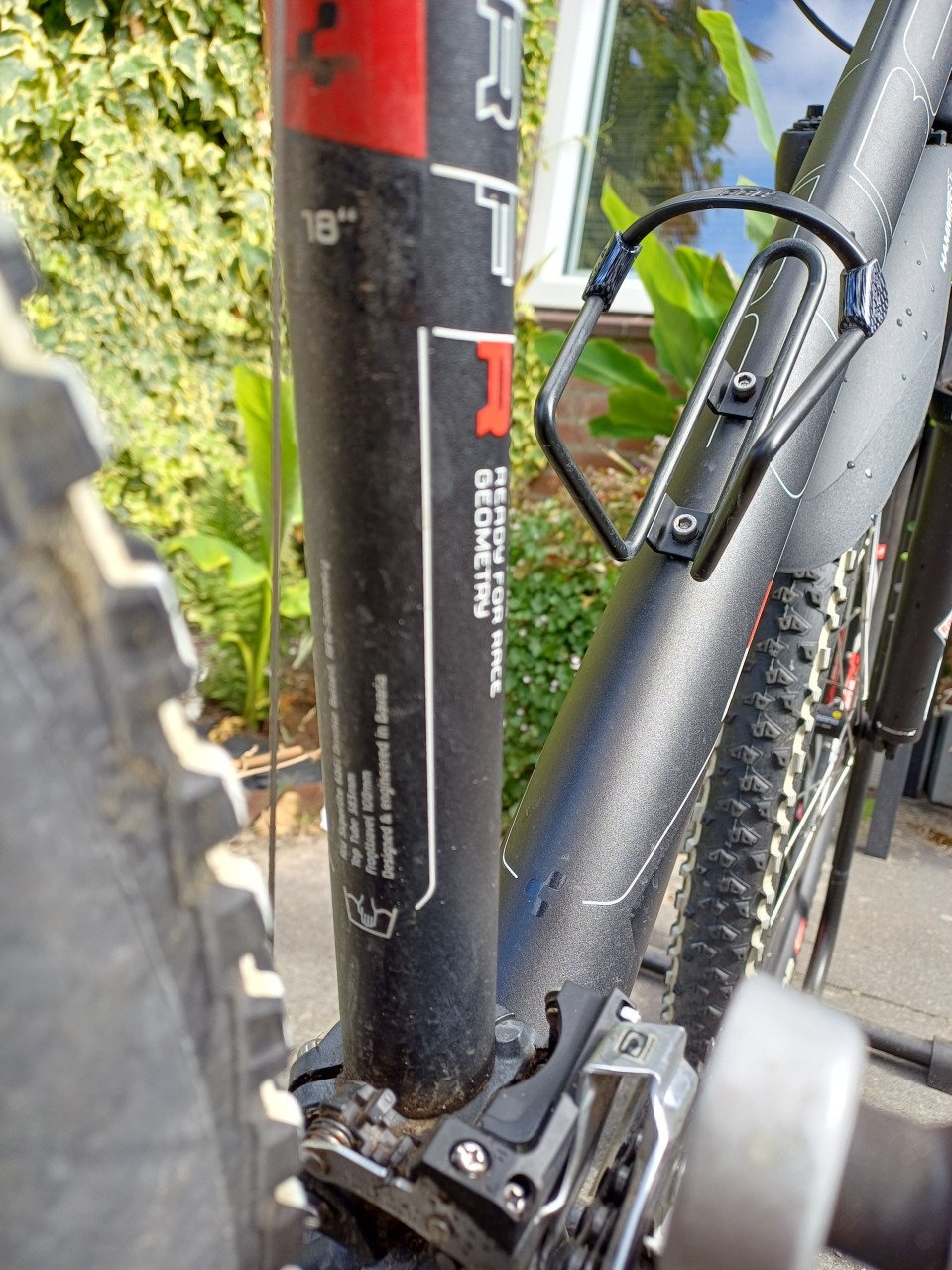 Mountainbike Cube LTD