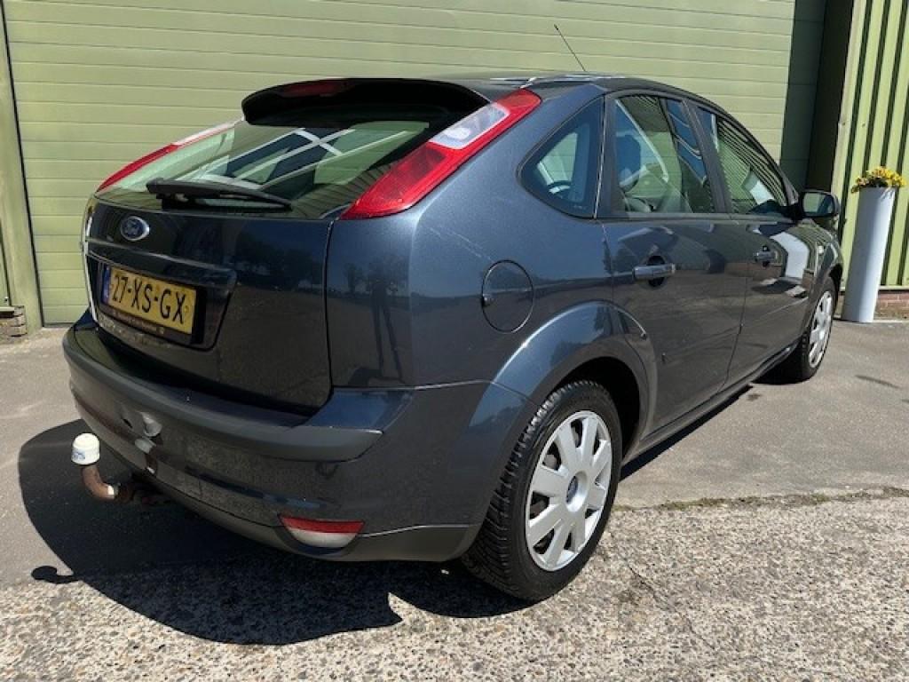 Ford Focus 1.4 - 16v trend cruise trekhaak