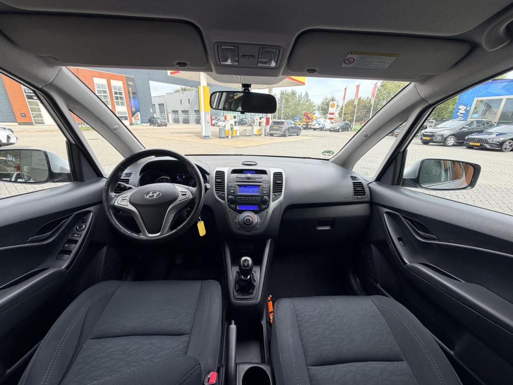 Hyundai Ix20 1.4i i-vision | radio | cruise control | airco | climate contr