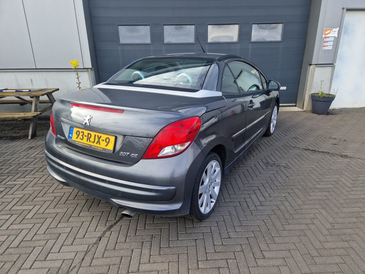 TE KOOP PEUGEOT 207 CC CABRIOLET 1.6 VTI EURO 5