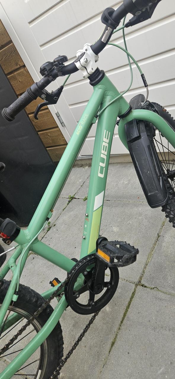 Stoere Cube acid 20 inch kinder mountainbike | groen | 7 versnellingen