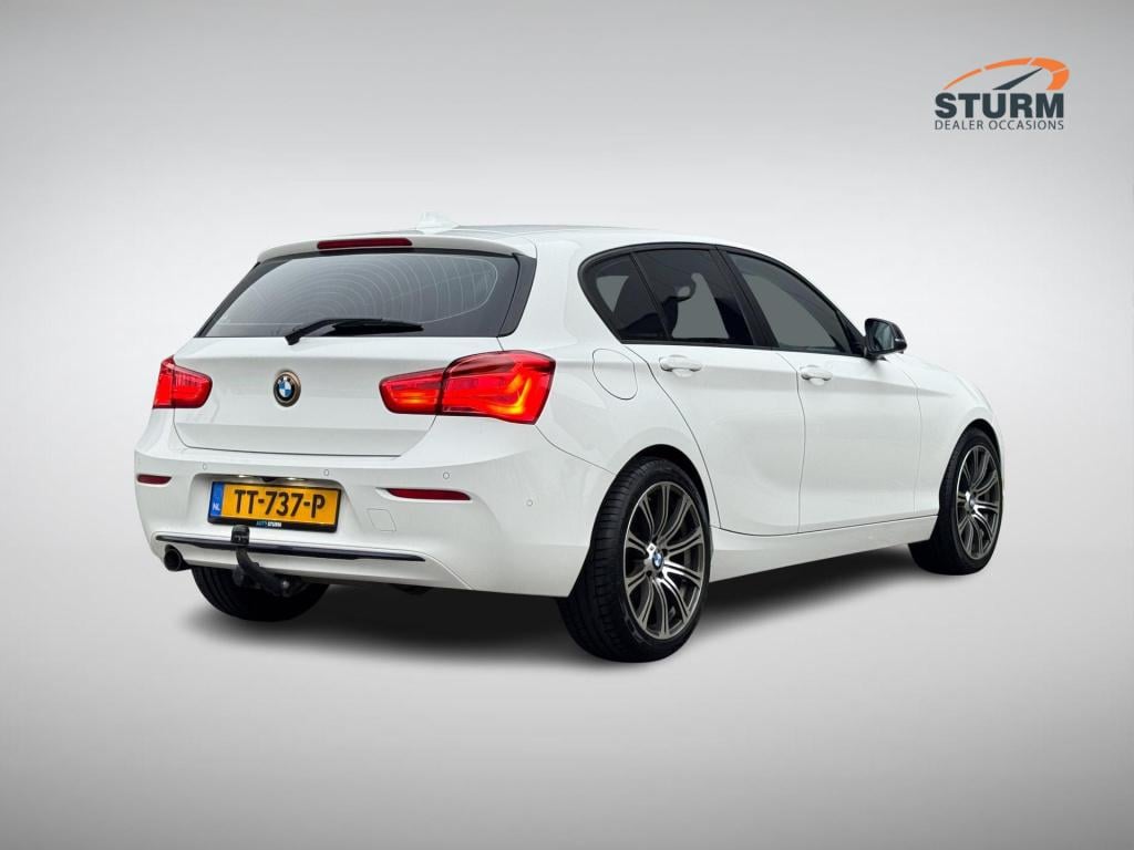 BMW 1 Serie 118i corporate lease executive sport-line nl-auto incl. trekhaa