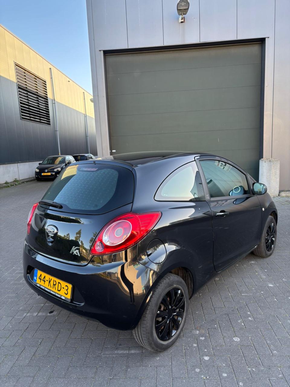Ford Ka 1.2 51KW 2010 Zwart | 144.268 KM NAP