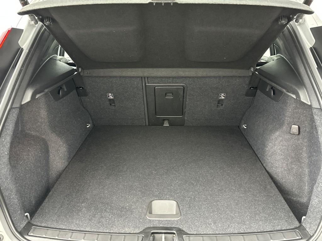 Volvo XC40 t4 211pk recharge plus dark| 360camera| adap.cruise| h&k audio| 