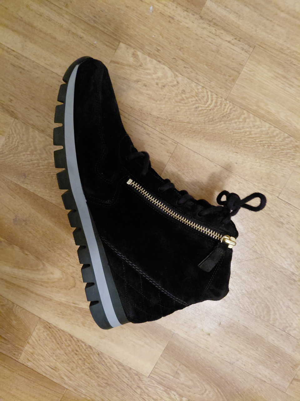 Zwarte suède schoenen