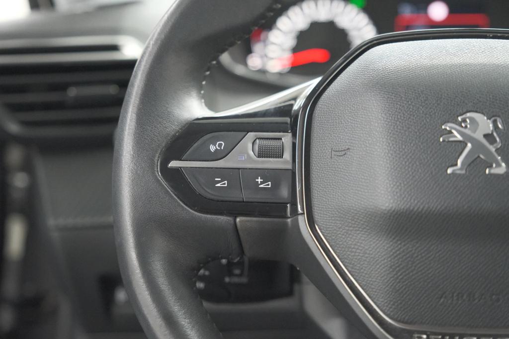 Peugeot 208 puretech 100 allure pack | parkeersensoren | apple carplay | st