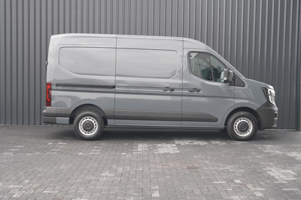 Renault Master t35 2.0 dci 150 l2h2 extra | trekhaak | camera | vloerplaat 