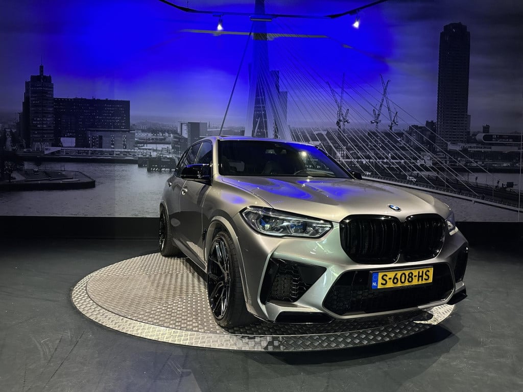 BMW X5 m competition *vossenwheels*carbon*pano*nl auto*