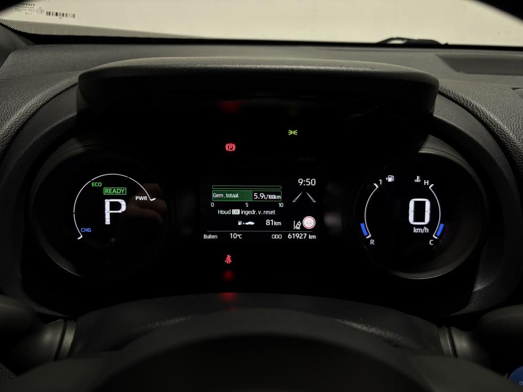 Toyota Yaris Cross 1.5 hybrid first edition | bsm | stoelverwarming | camer