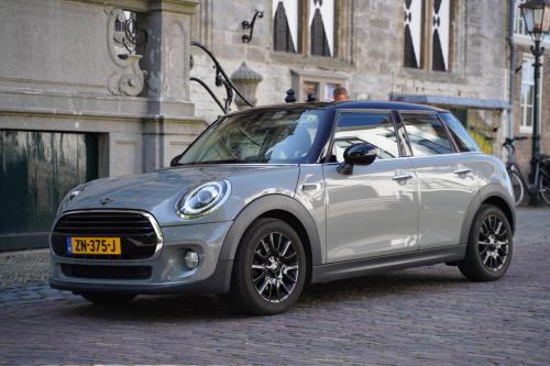 Zeer nette Mini 5-deurs Business I PANO I 2E EIG I 2019