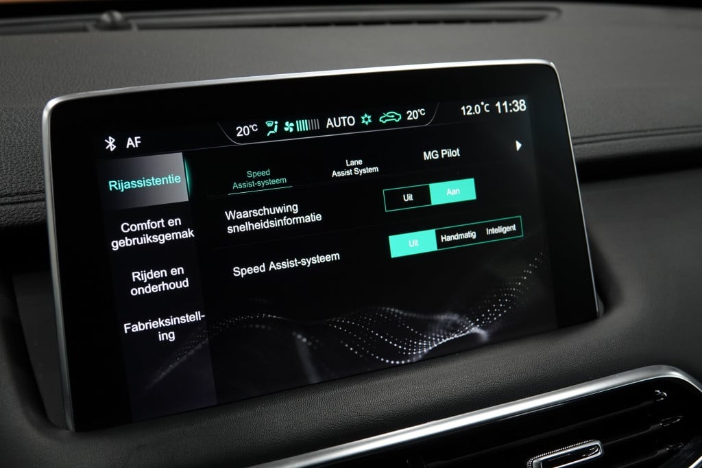 MG Ehs 1.5 tgdi luxury | pano | carplay | acc |