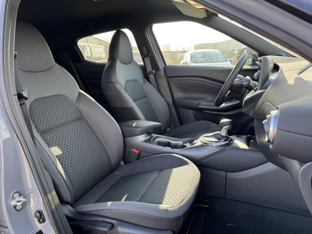 Nissan Juke 1.6 hybrid n-sport cold + tech pack