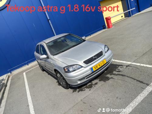 Opel astra g 1.8 sport
