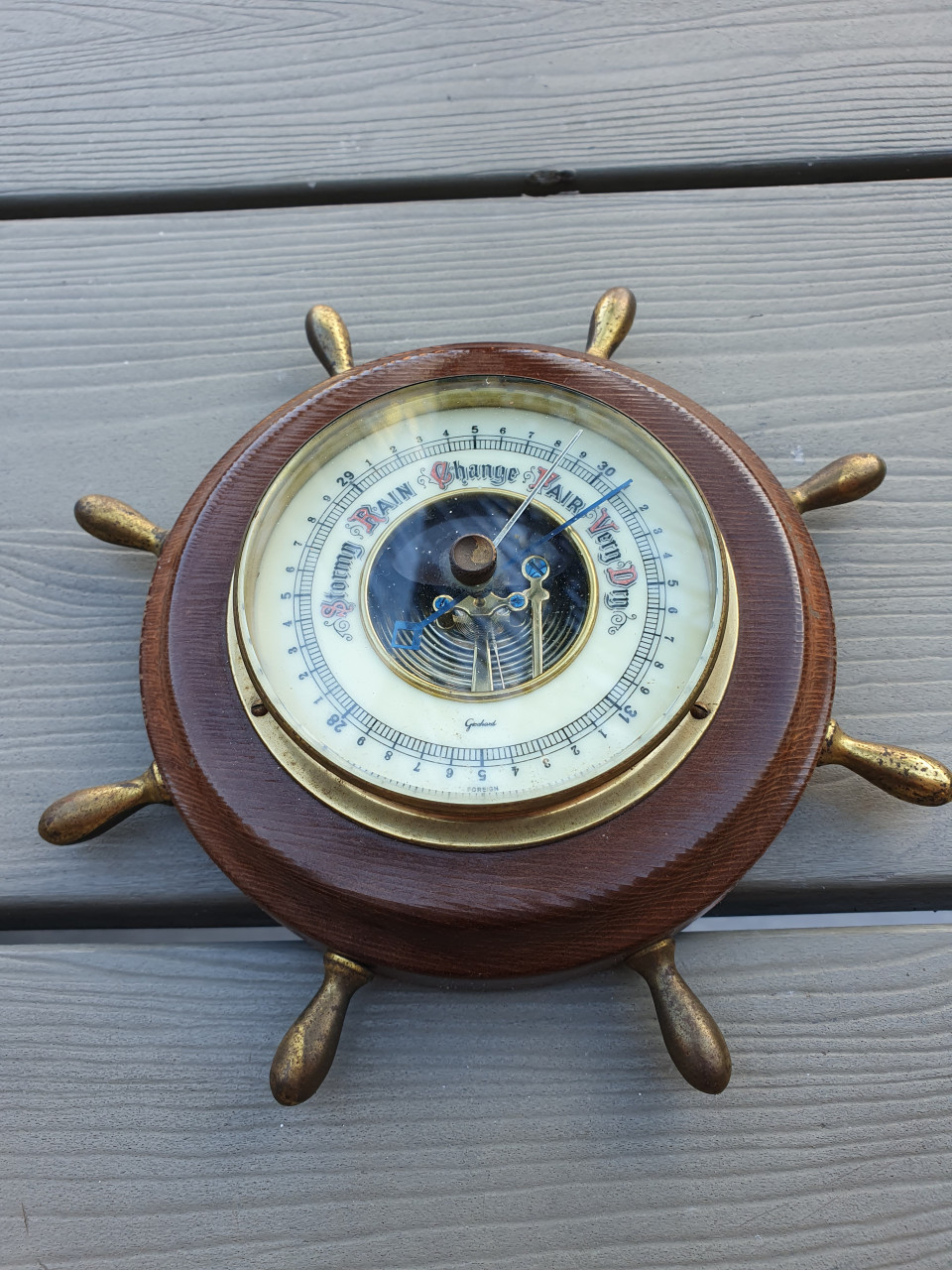 Leuk antiek android stuurwiel barometer in nette en werkende staat
