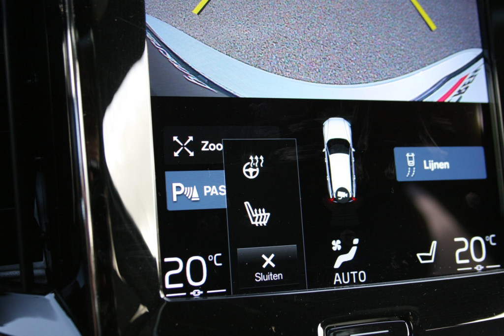 Volvo V60 2.0 t6 recharge awd r-design