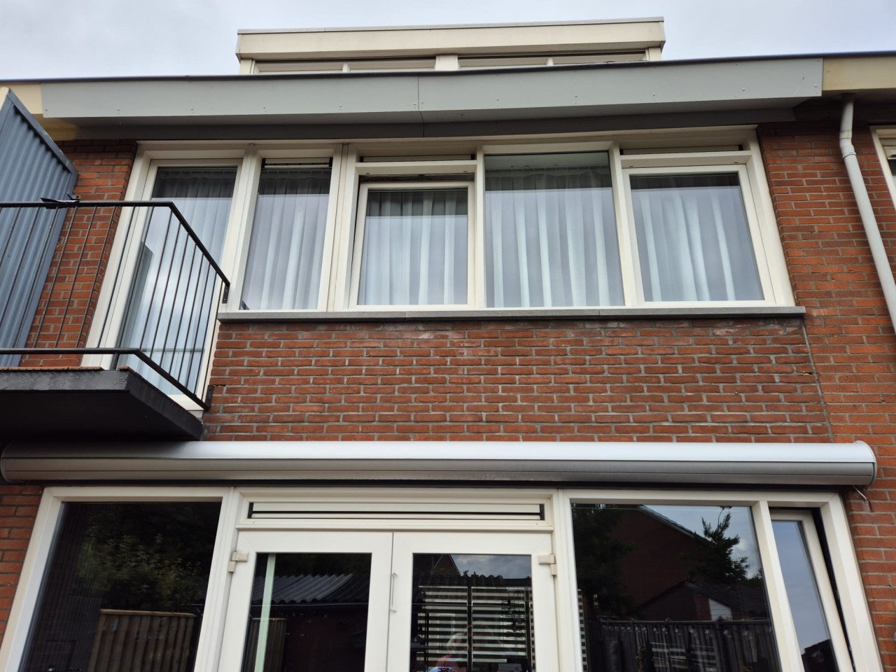 Electrisch zonnescherm 5M breed
