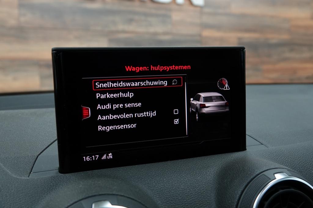 Audi Q2 40 tfsi | s line | pano | pdc | cruise |