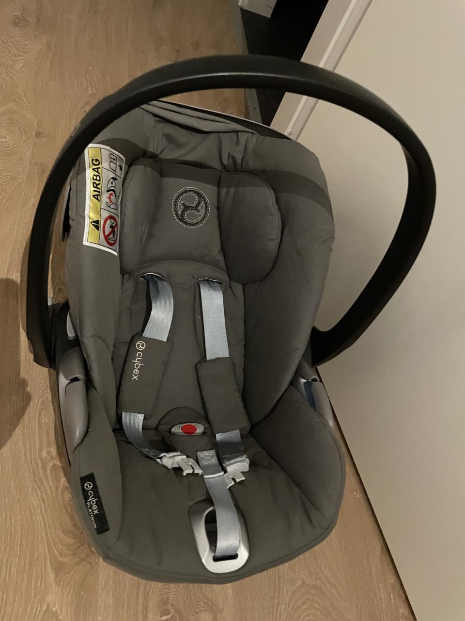 Cybex babystoel met base