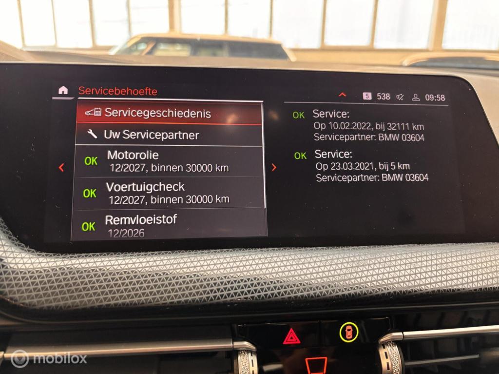 BMW 1 Serie 118i corporate sport virtual cockpit camara