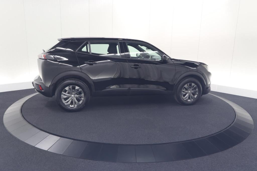 Peugeot 2008 puretech 130 active pack | trekhaak | camera | navigatie | par