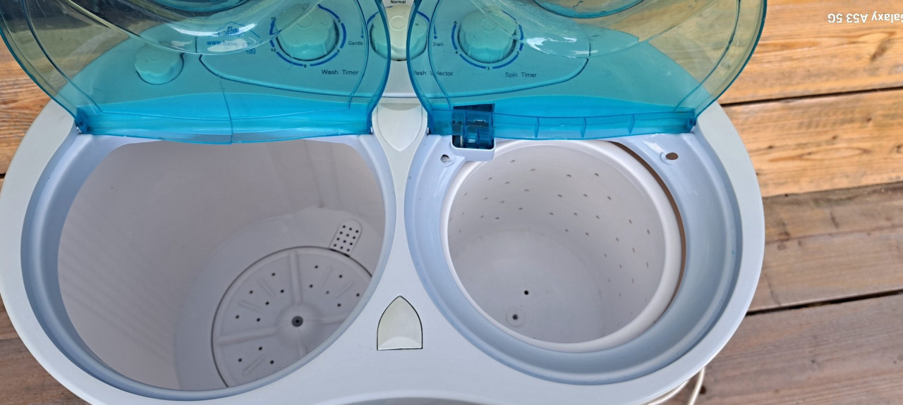 Camping wasmachine/centrifuge