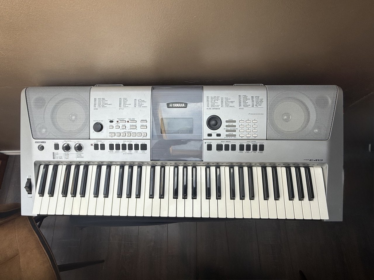 Keyboard Yamaha PSR E413
